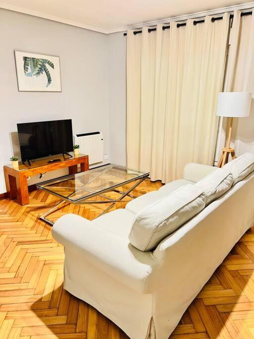 Apartamento En El Centro De Vigo 2 Habitaciones Kültér fotó
